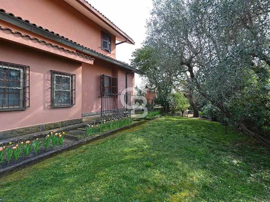 Immagine 26 di Villa in vendita  in Strada Due Casali a Viterbo