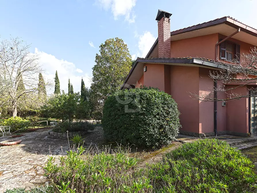 Immagine 24 di Villa in vendita  in Strada Due Casali a Viterbo