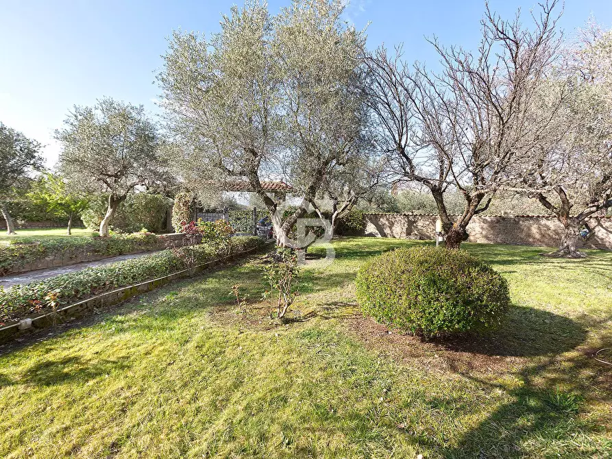 Immagine 42 di Villa in vendita  in Strada Due Casali a Viterbo