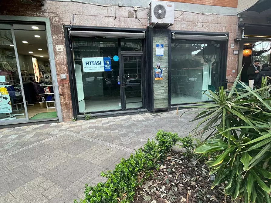 Negozio in affitto in via manzoni a San Giorgio A Cremano