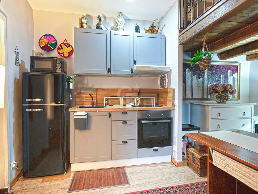 Immagine 4 di Appartamento in vendita  in Via Orologio Vecchio a Viterbo