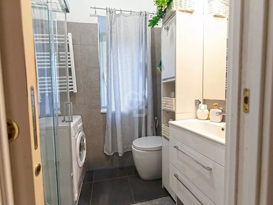 Immagine 14 di Appartamento in vendita  in Via Orologio Vecchio a Viterbo