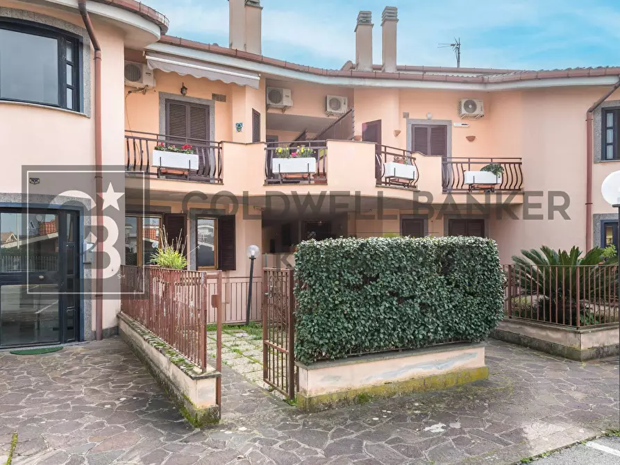 Immagine 13 di Appartamento in vendita  in Via Leonardo Sciascia 10 a Ciampino