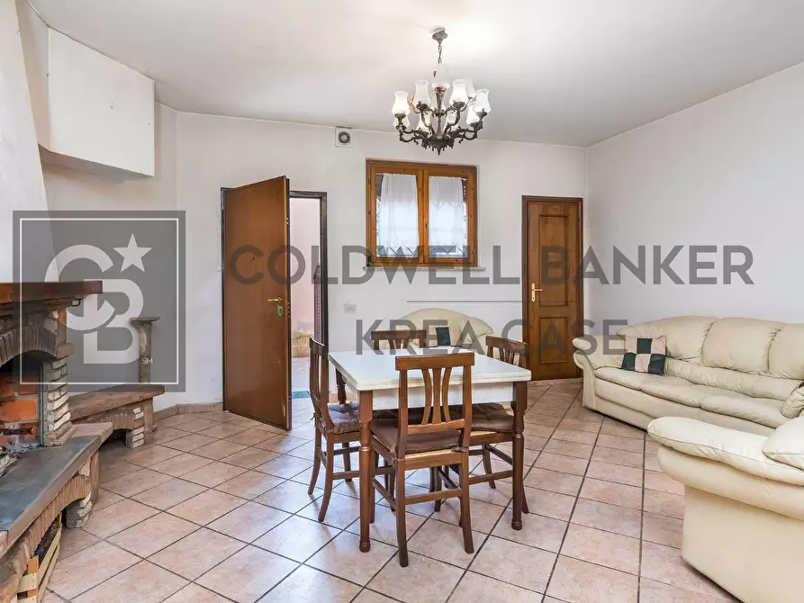 Immagine 29 di Appartamento in vendita  in Via Leonardo Sciascia 10 a Ciampino