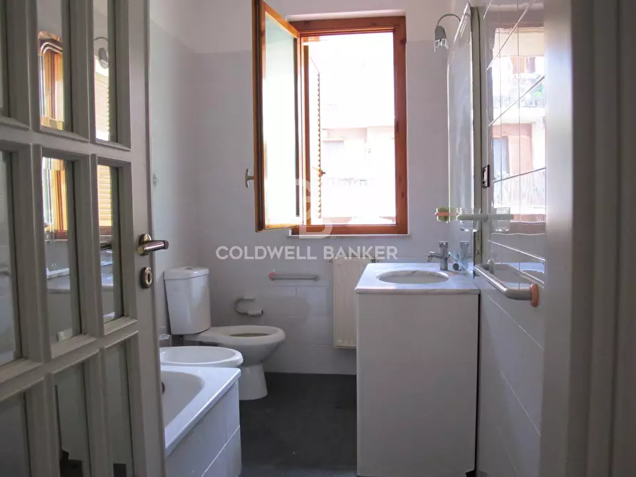 Immagine 25 di Appartamento in vendita  in via Bellini 17 a San Gregorio Di Catania