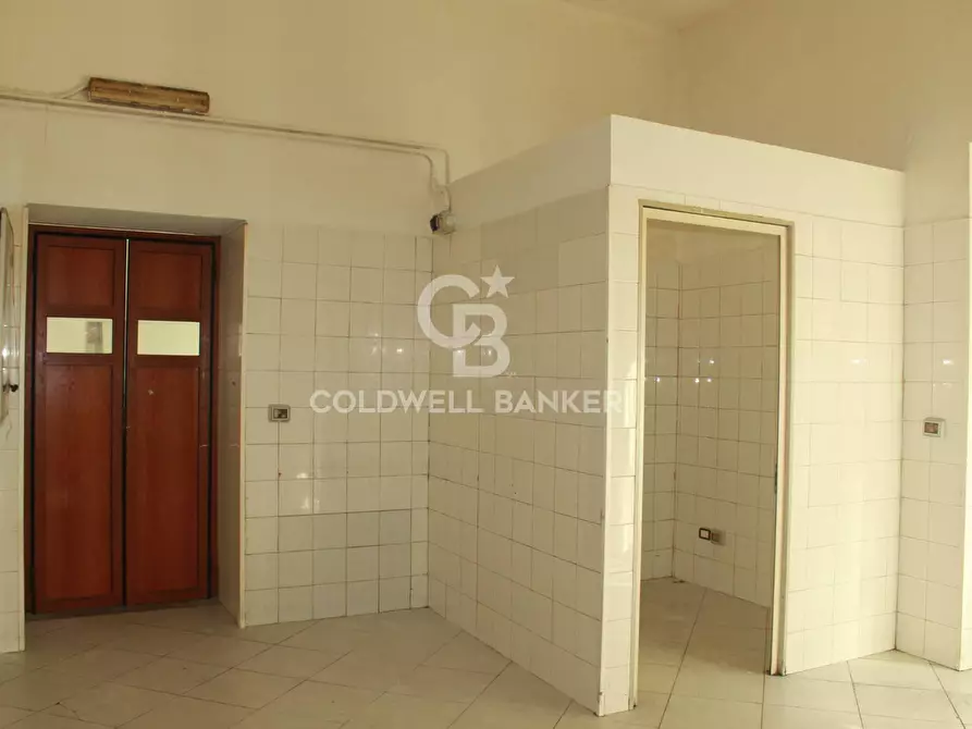 Immagine 8 di Negozio in affitto  in Via Sciarelle 52 a Acireale