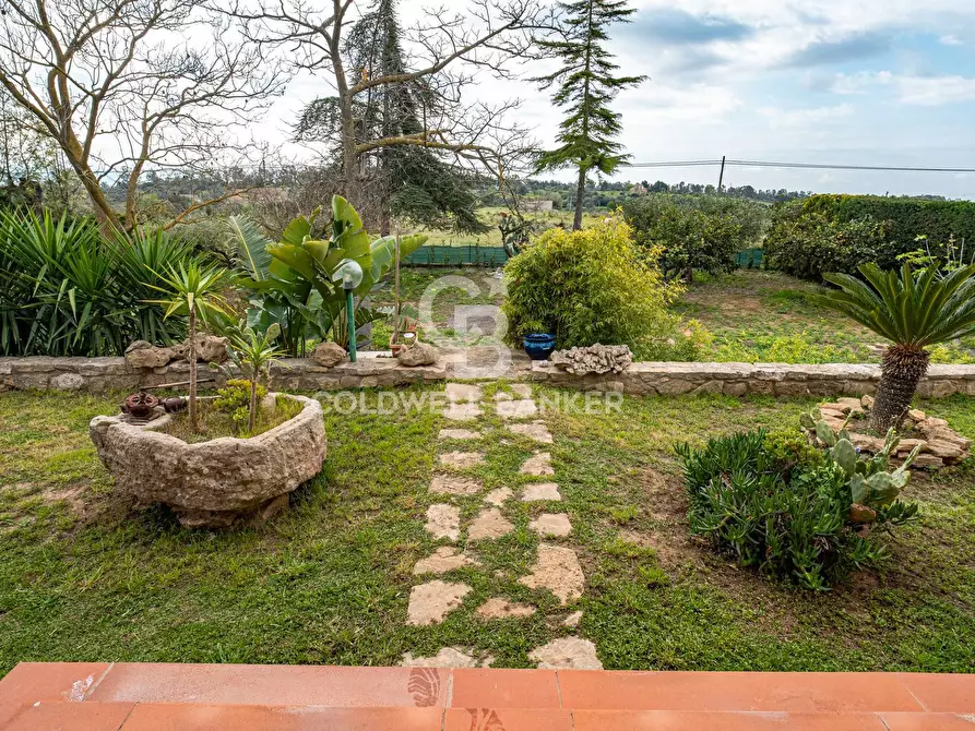 Immagine 21 di Villa in vendita  in Via Piano San Paolo 12 a Caltagirone