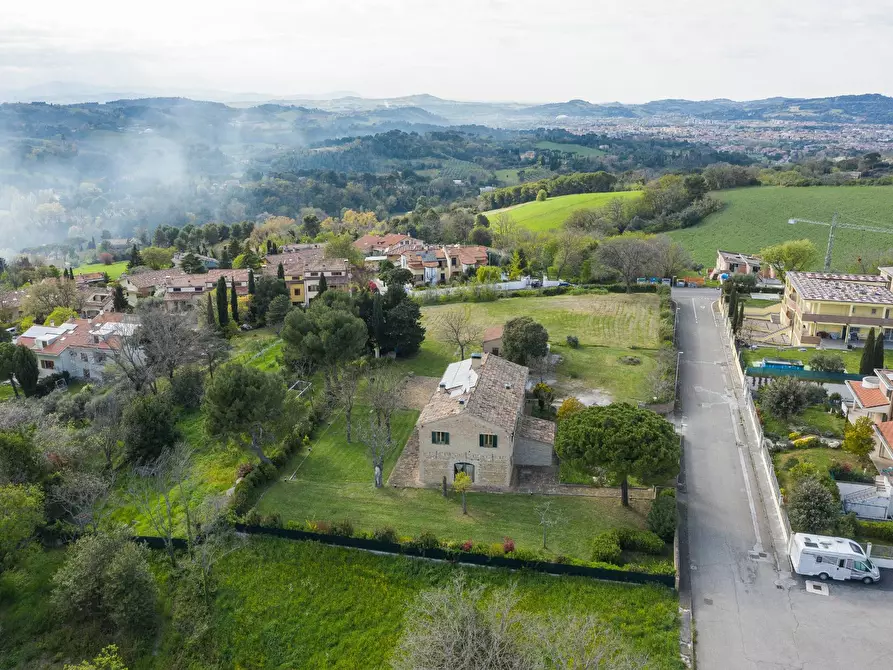 Immagine 46 di Villa in vendita  in Via Dei Salici a Pesaro