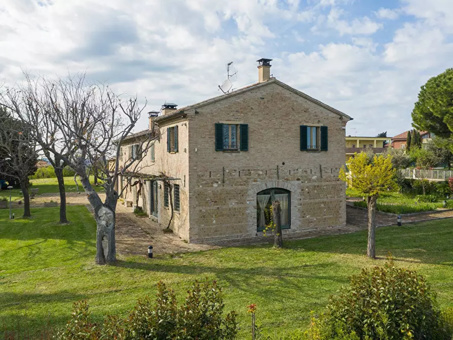 Immagine 49 di Villa in vendita  in Via Dei Salici a Pesaro