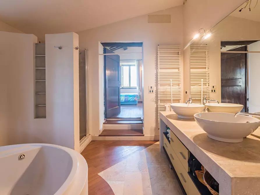 Immagine 27 di Villa in vendita  in Via Dei Salici a Pesaro