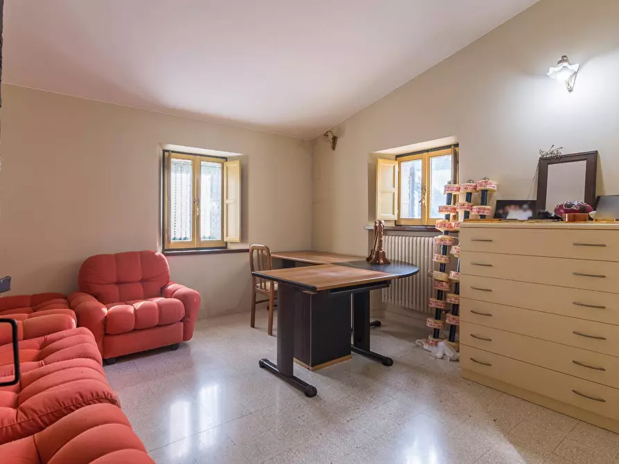 Immagine 35 di Villa in vendita  in Via Dei Salici a Pesaro