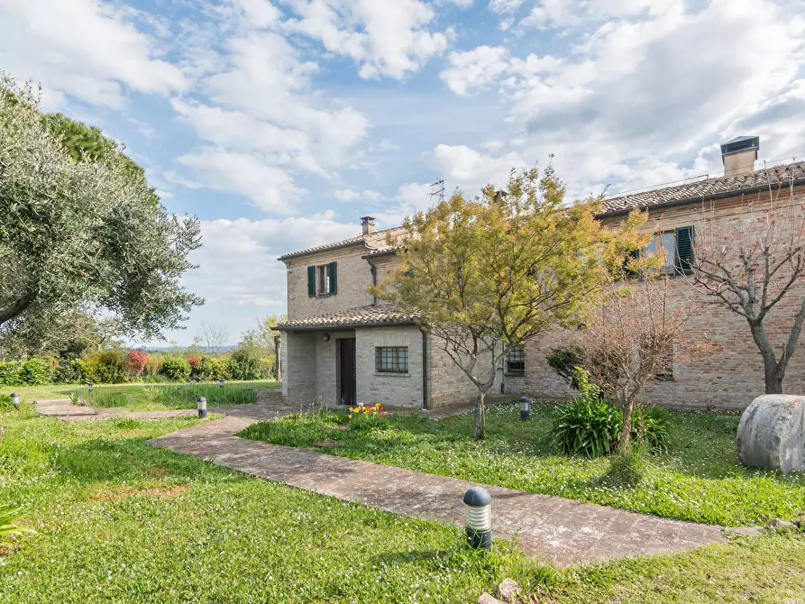 Immagine 44 di Villa in vendita  in Via Dei Salici a Pesaro