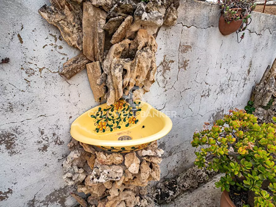 Immagine 9 di Villa in vendita  in Piano San Paolo 85 a Caltagirone