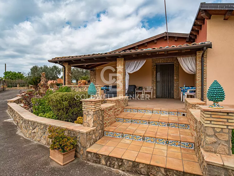 Immagine 30 di Villa in vendita  in Piano San Paolo 85 a Caltagirone