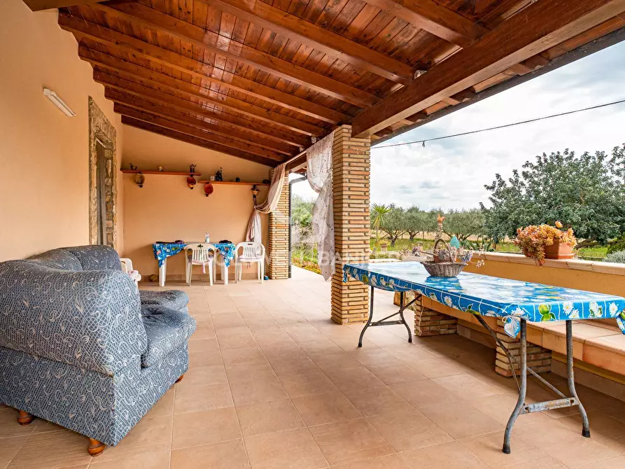 Immagine 31 di Villa in vendita  in Piano San Paolo 85 a Caltagirone