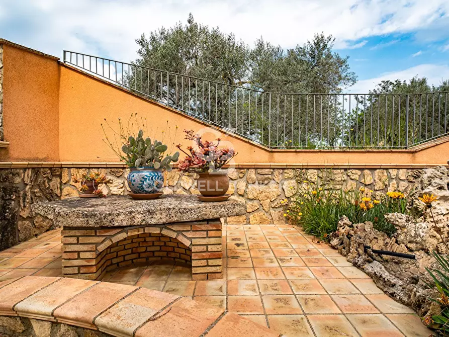 Immagine 50 di Villa in vendita  in Piano San Paolo 85 a Caltagirone