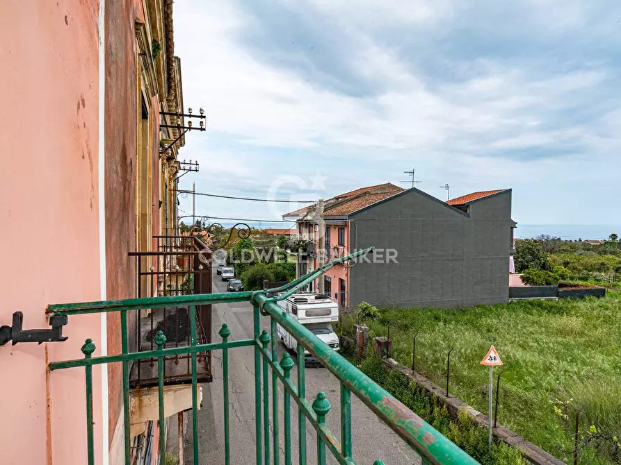 Immagine 42 di Villa in vendita  in via Papa Pio XII 11 a Giarre