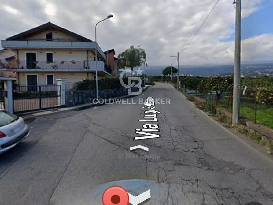 Immagine 2 di Terreno residenziale in vendita  in Via Luigi Settembrini a Giarre