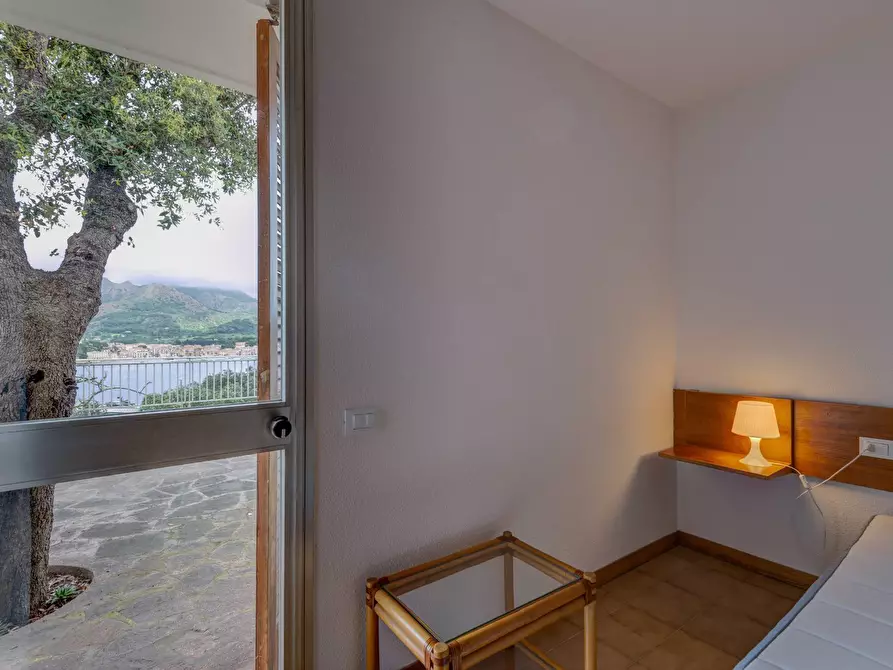 Immagine 46 di Villa in vendita  in Loc. Naregno a Capoliveri