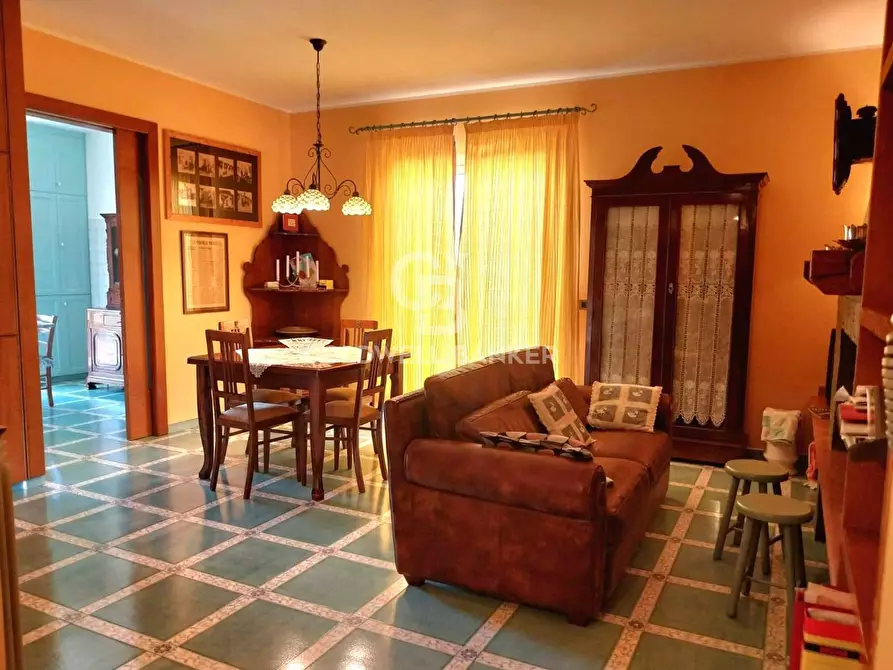 Immagine 1 di Villa in vendita  in Via Mentana 10 a Vetralla