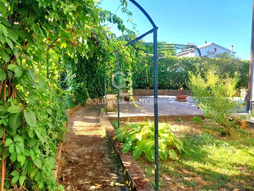 Immagine 19 di Villa in vendita  in Via Mentana 10 a Vetralla