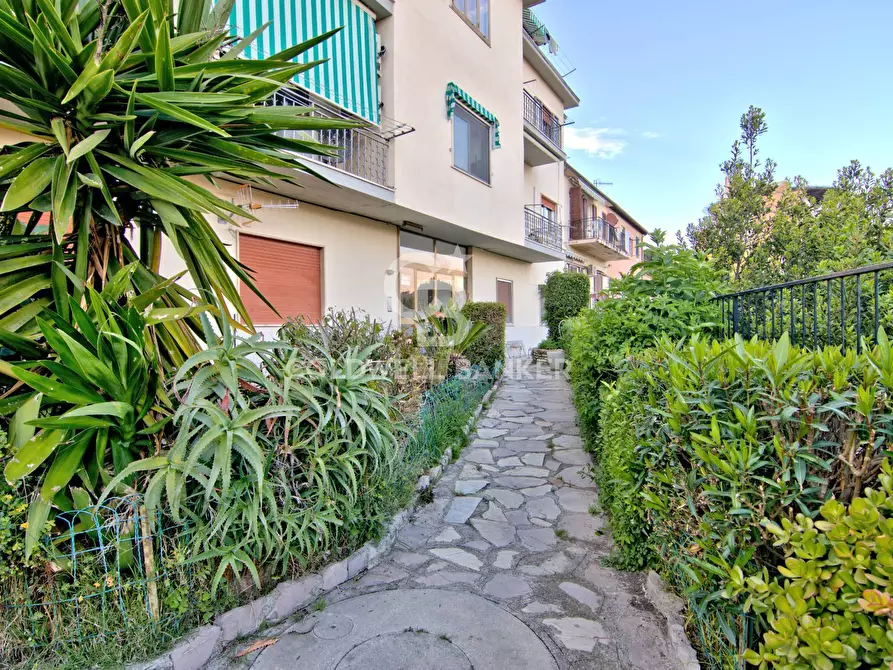 Immagine 1 di Appartamento in vendita  in Via dei Mille a Portoferraio