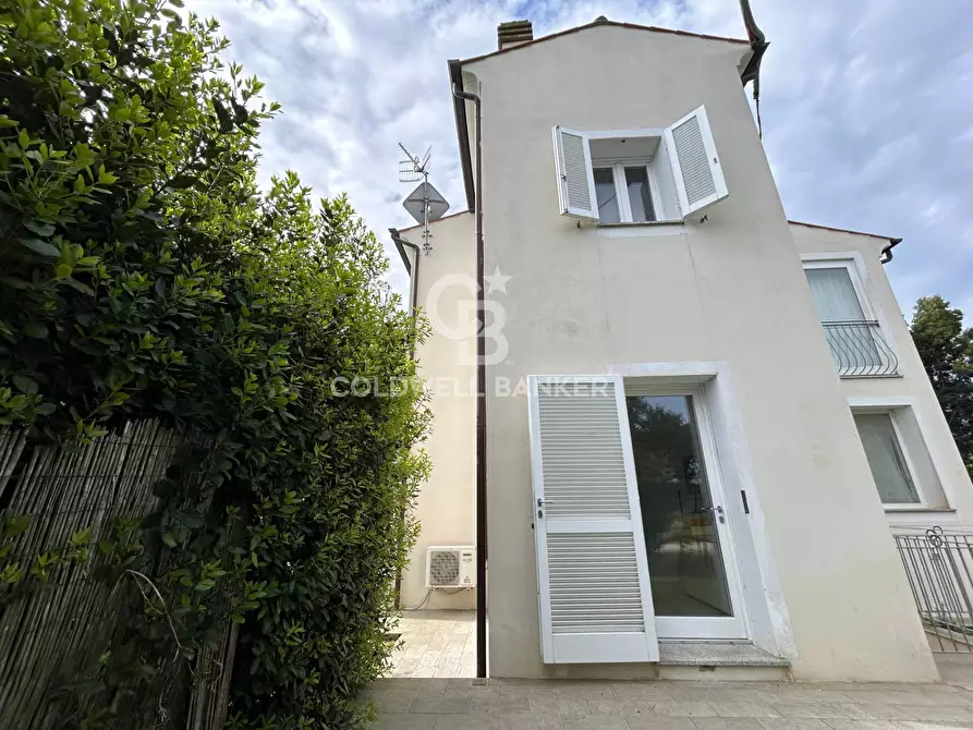 Immagine 20 di Villa in vendita  in Via Leone Damiani a Portoferraio