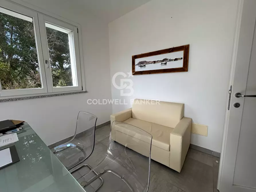 Immagine 14 di Villa in vendita  in Via Leone Damiani a Portoferraio