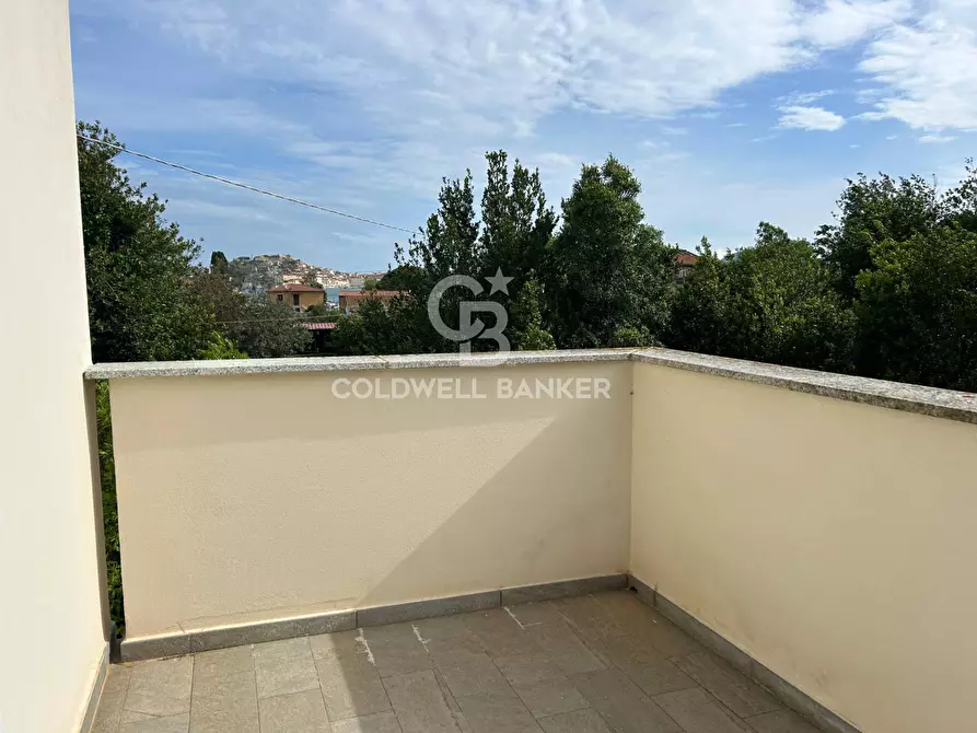 Immagine 18 di Villa in vendita  in Via Leone Damiani a Portoferraio