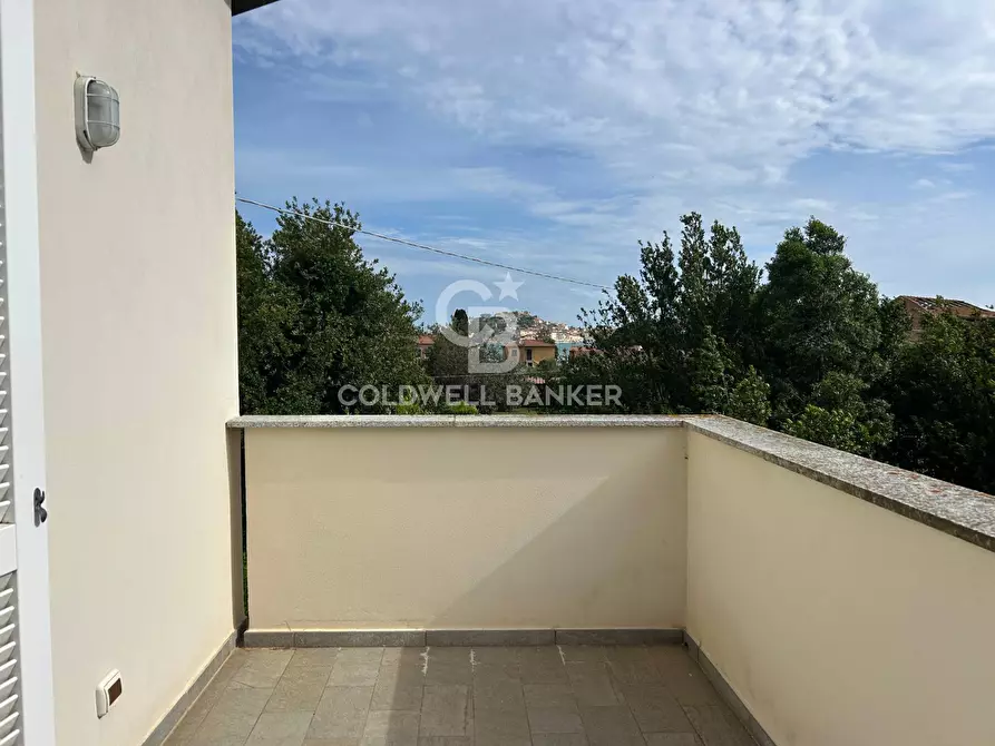 Immagine 4 di Villa in vendita  in Via Leone Damiani a Portoferraio