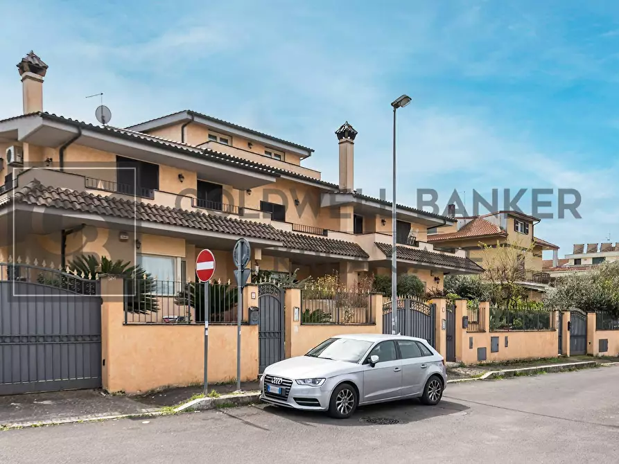 Immagine 2 di Villetta a schiera in affitto  in Piazza Bianchini 2 a Ciampino