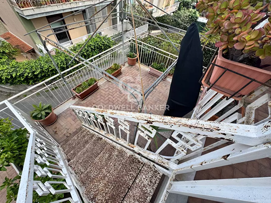 Immagine 3 di Appartamento in vendita  in Viale Ruggero Albanese 20 a Catania