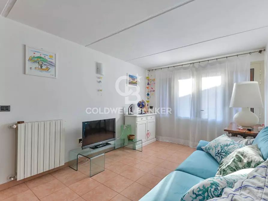 Immagine 10 di Appartamento in vendita  in Via della Valle 9 a Portoferraio