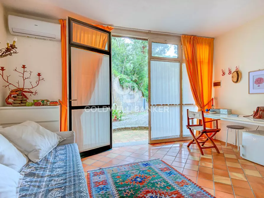 Immagine 20 di Appartamento in vendita  in Via di San Piero a Campo Nell'elba