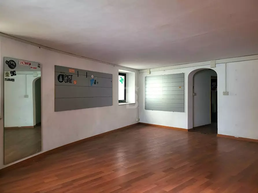 Immagine 9 di Locale commerciale in affitto  in Via San Luca a Viterbo
