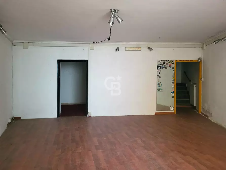 Immagine 3 di Locale commerciale in affitto  in Via San Luca a Viterbo