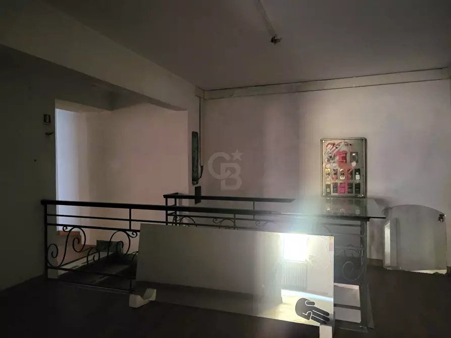 Immagine 6 di Locale commerciale in affitto  in Via San Luca a Viterbo