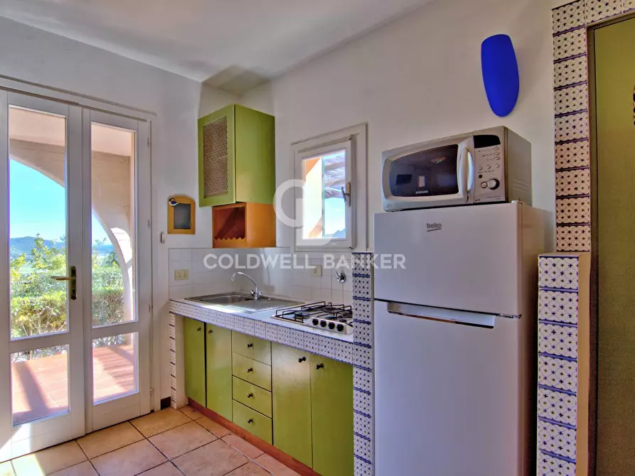 Immagine 8 di Appartamento in vendita  in Via Solana a Campo Nell'elba