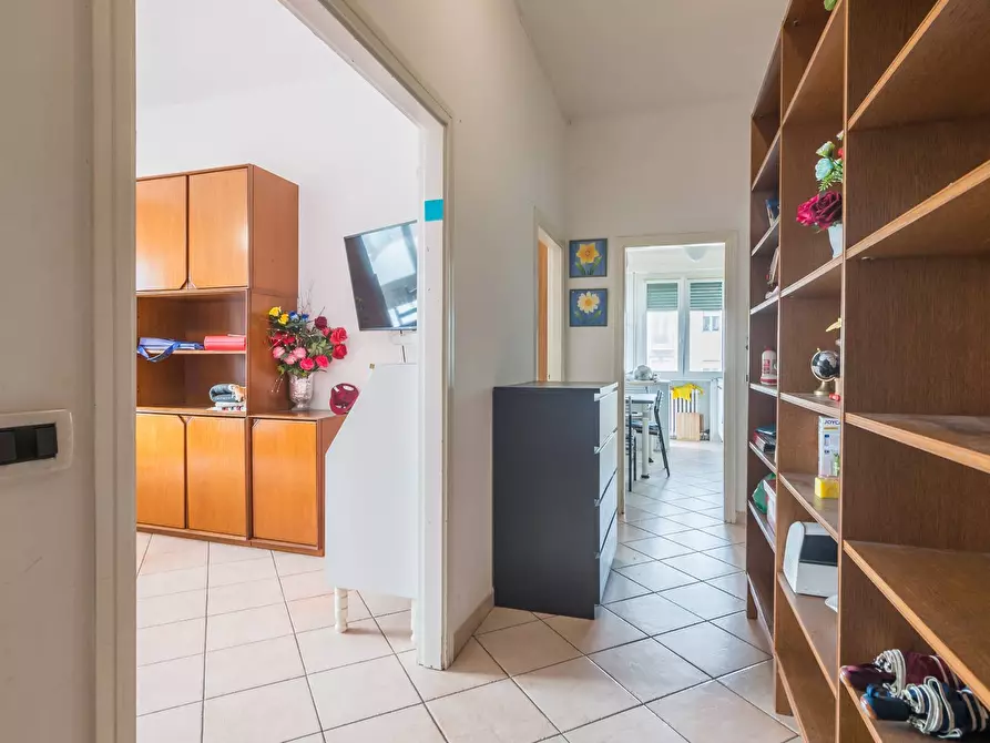 Immagine 9 di Appartamento in vendita  in Via Boccaccio a Cattolica