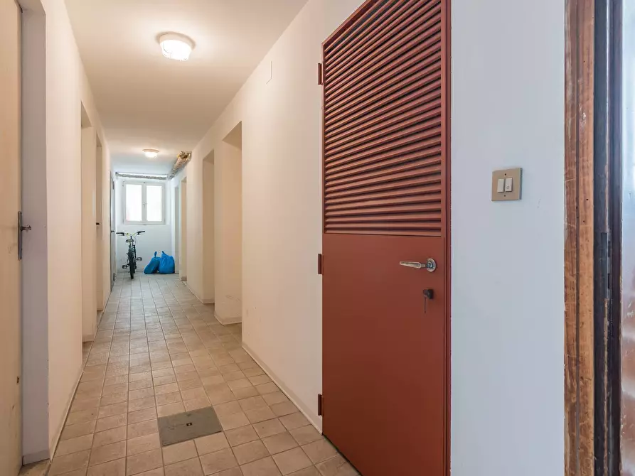 Immagine 25 di Appartamento in vendita  in Via Boccaccio a Cattolica