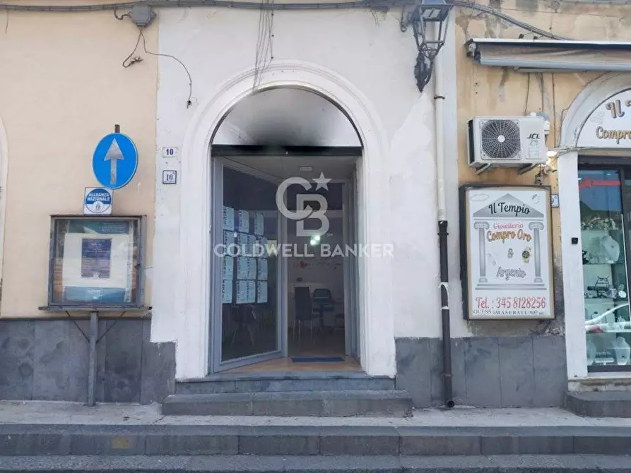 Immagine 19 di Locale commerciale in affitto  in Piano Umberto a Aci Catena