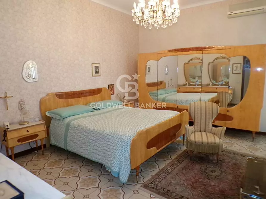 Immagine 15 di Appartamento in vendita  in via Petralia 89 a Aci Catena