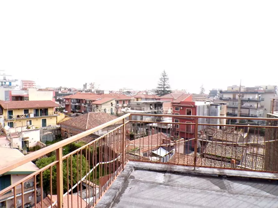 Immagine 40 di Appartamento in vendita  in via Petralia 89 a Aci Catena