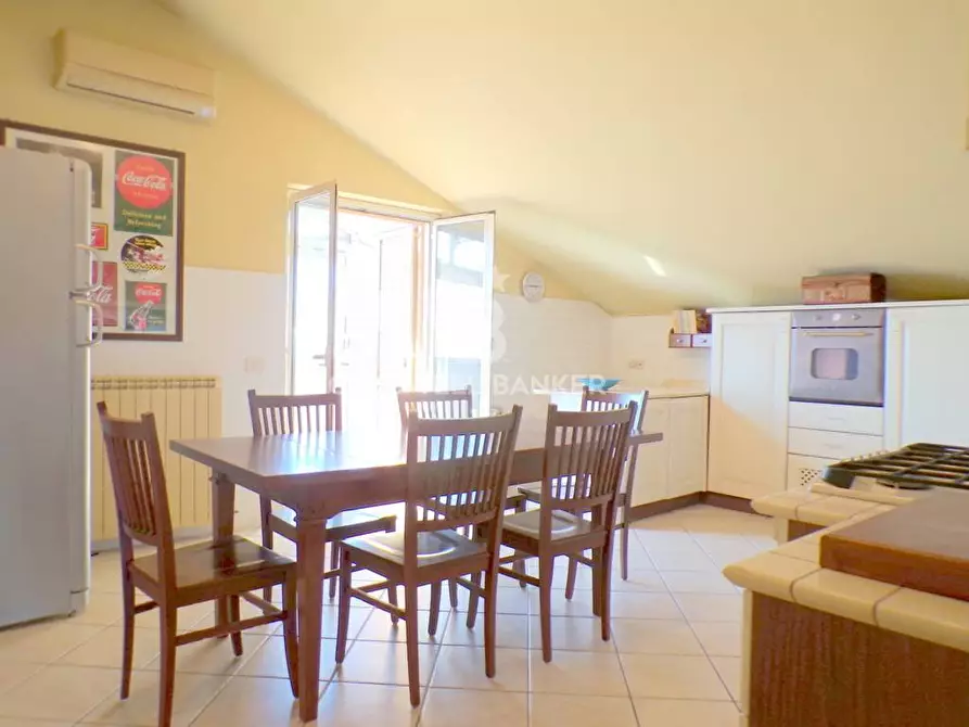 Immagine 12 di Attico in vendita  in via consolazione 108 a Aci Catena