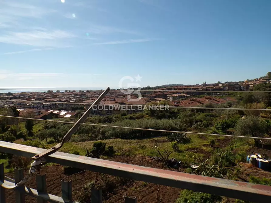 Immagine 19 di Attico in vendita  in via consolazione 108 a Aci Catena