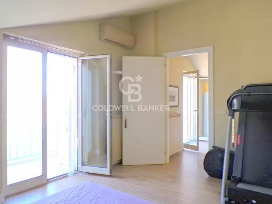 Immagine 33 di Attico in vendita  in via consolazione 108 a Aci Catena