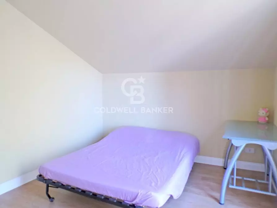 Immagine 35 di Attico in vendita  in via consolazione 108 a Aci Catena