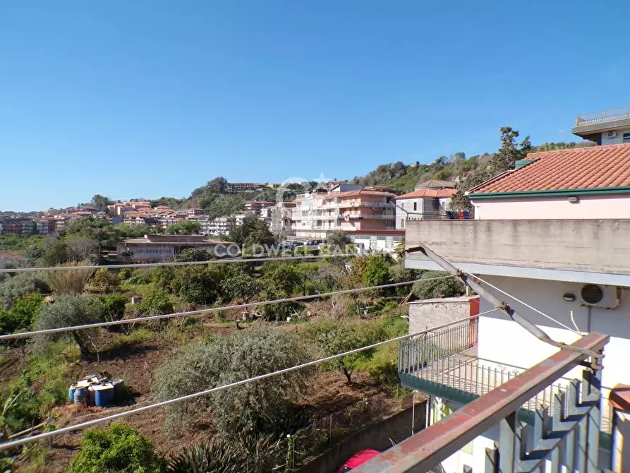 Immagine 38 di Attico in vendita  in via consolazione 108 a Aci Catena