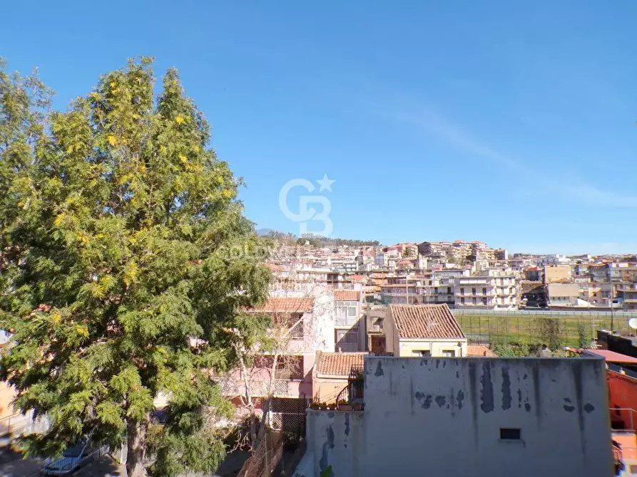 Immagine 39 di Attico in vendita  in via consolazione 108 a Aci Catena