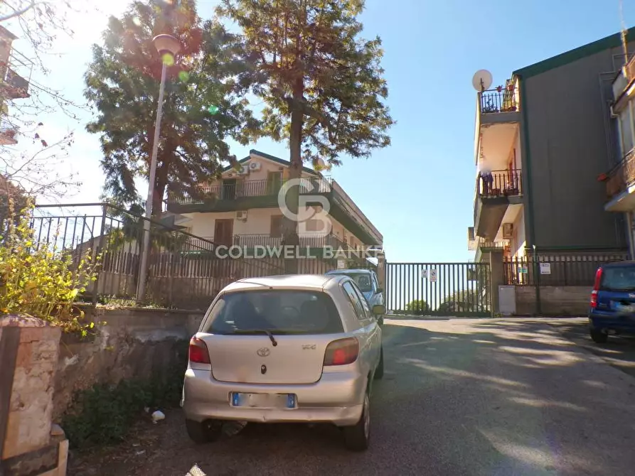 Immagine 51 di Attico in vendita  in via consolazione 108 a Aci Catena